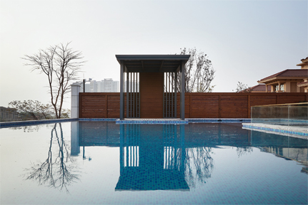 住進(jìn)這座別墅，像蜂巢一樣有安全感